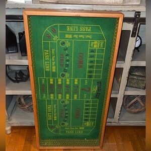 VTG Crestline 60s Nevada Dice
Craps Table Top Game HardWood